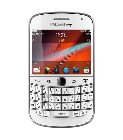 Смартфон BlackBerry Bold 9900 White Retail - Орёл